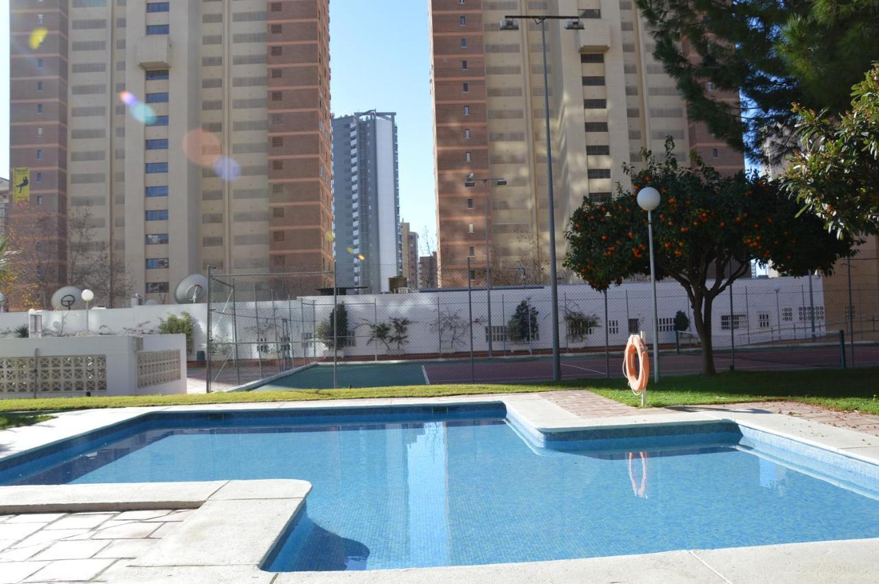 Gemelos IV Loysan Apt. With Pool Бенідорм Екстер'єр фото